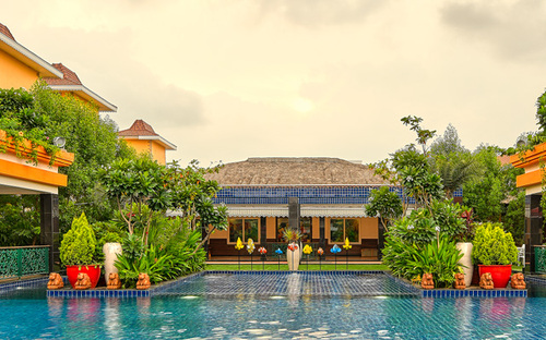 MAYFAIR Lake Resort, India thumbnail image